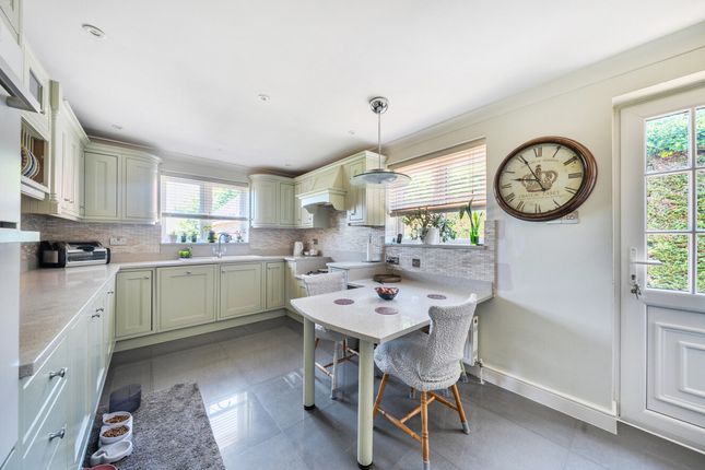 Amalinda, Billingshurst Road, Ashington photo 3