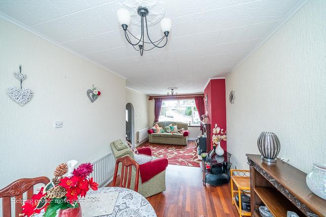 7, Cardigan Avenue, Rugeley photo 4
