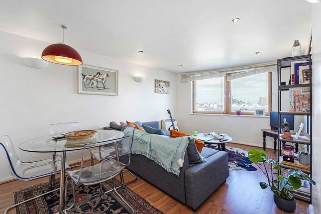 Thumbnail Flat to rent in Station Court, Townmead Road, London