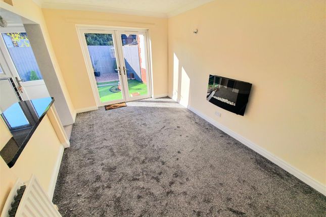 1, Moorbrooke, Hartshill photo 4