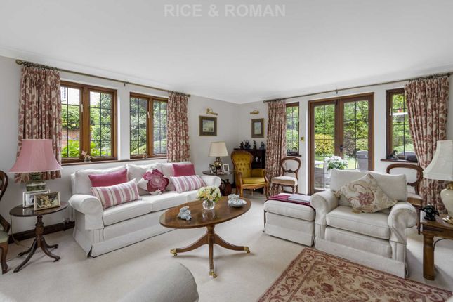 Garrick House, Snows Ride, Windlesham photo 3
