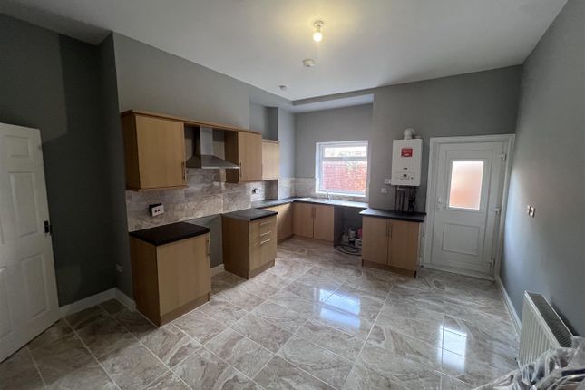 16, Ash Street, Manchester photo 4