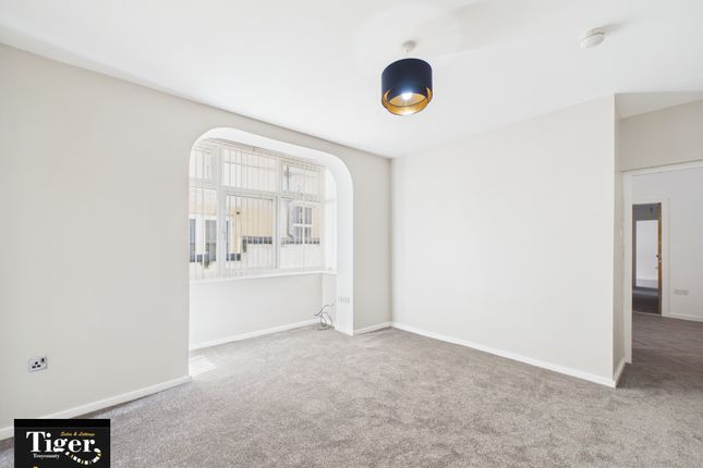 Shaw Road, Blackpool photo 2