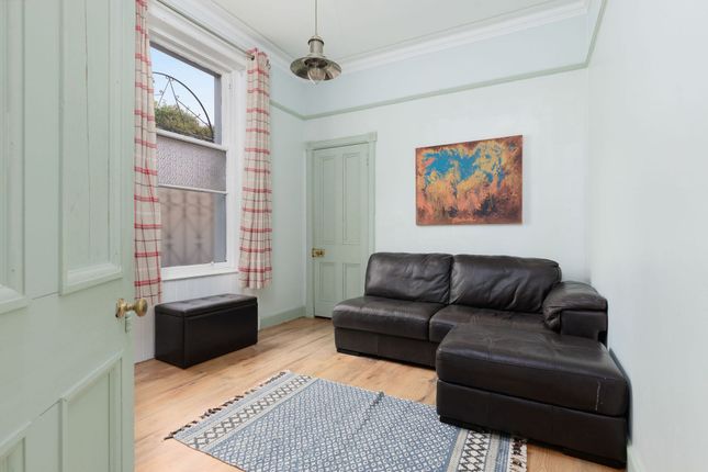 45 Mill Street, Dunfermline photo 2