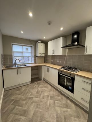 Thumbnail Flat to rent in Regent Parade, Harrogate