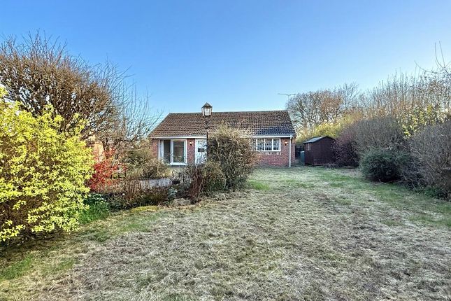 20 Field Place, Verwood photo 3
