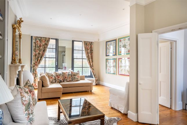 Terraced house for sale in Lupus Street, Pimlico
