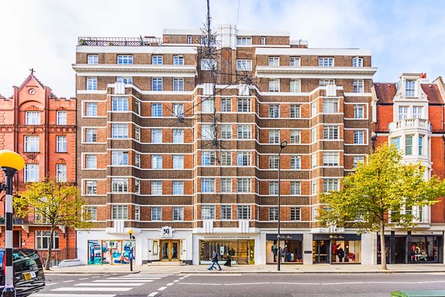Flat to rent in Sloane Street, London