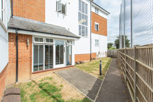 11, Wicketts End, Whitstable photo 4