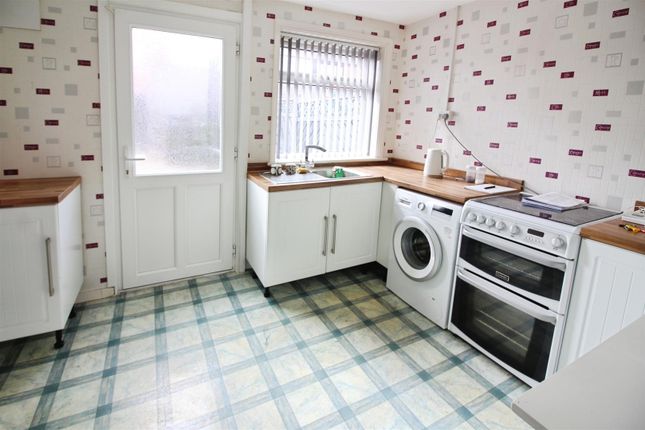 55, Naburn Road, Leeds photo 4