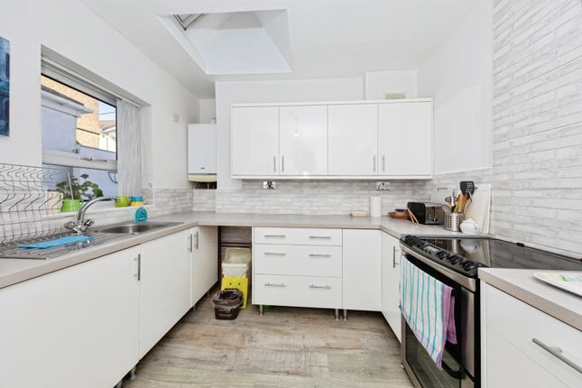 51, Elgin Road, Llanelli photo 5