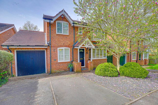 Thumbnail Detached house for sale in Morlais, Emmer Green, Reading