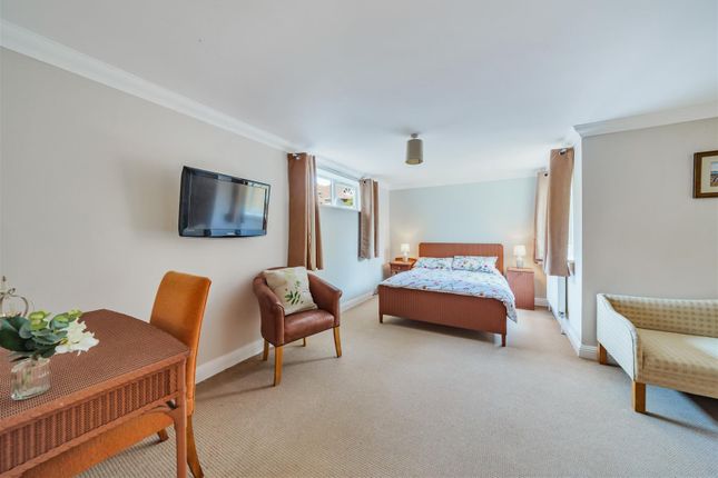 Flat for sale in Victoria Avenue, Swanage