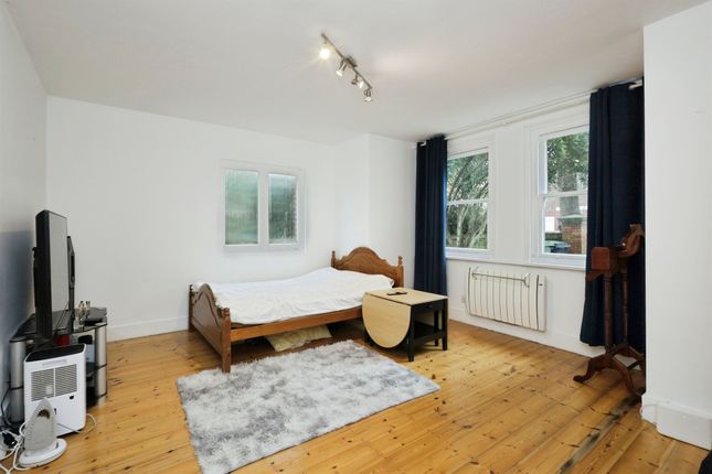 7a, Grassington Road, Eastbourne photo 2