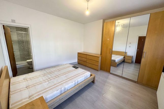 Thumbnail Property to rent in Balfour Road, Hounslow
