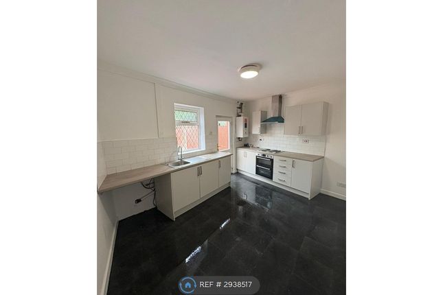 Warrington Road, Abram, Wigan photo 3