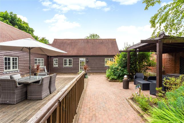 Bognor Road Rowhook West Sussex Rh12 4 Bedroom Barn Conversion