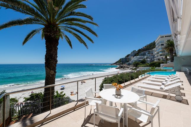 Thumbnail Apartment for sale in San Michelle, 52 Victoria Road, Clifton, Cape Town, 8005