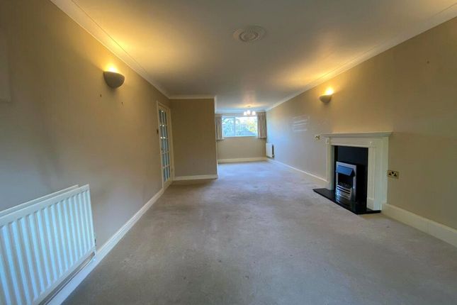 21, Gilmerton Court, Cambridge photo 2