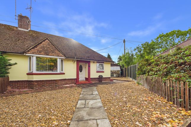 2-bed bungalow on 3, Stilwell Close, Yateley, £400,000