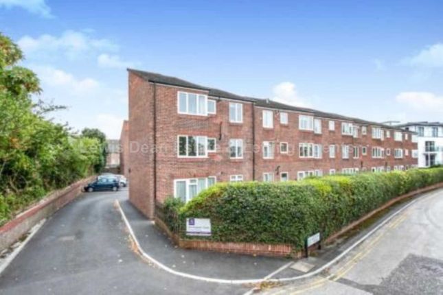 Thumbnail Flat to rent in Mount Pleasant Road, Poole