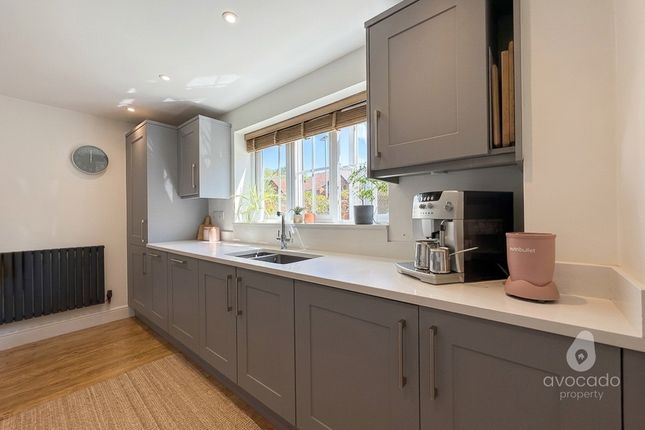 3 Atte Lane, Warfield, Berkshire photo 4