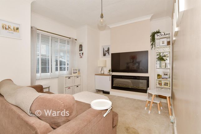 Seaview Terrace, North Road, Sheerness photo 4
