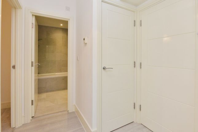 Flat 6, Milton Keynes photo 5