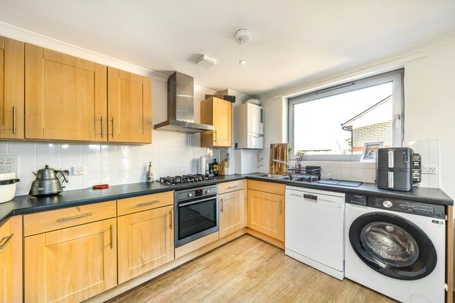 Flat 9 Keiller House, 1, Kennard Street, London photo 3