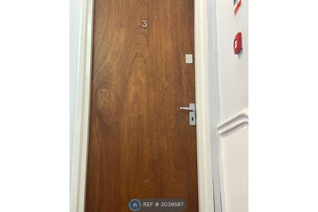 Flat, Albion Street, Hull photo 2