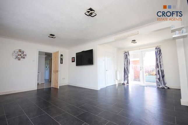 12, Weston Grove, Immingham photo 4