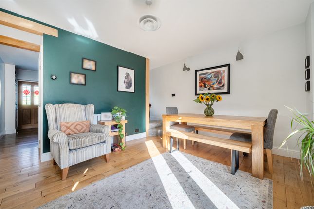 1, Pollards Cottages, Lock Lane, Maidenhead photo 4