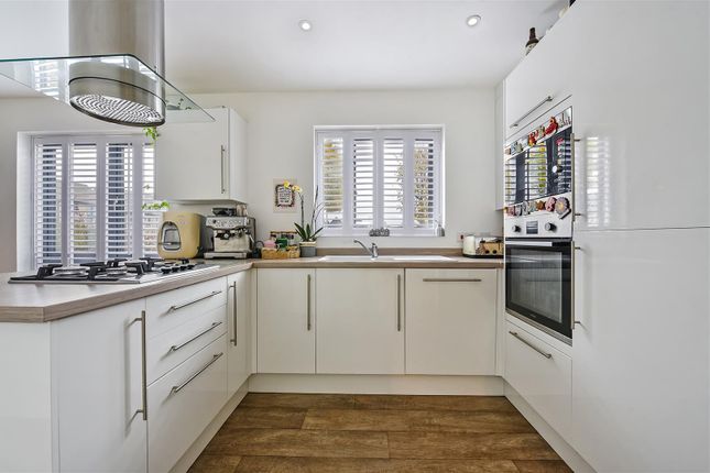 10, Woodpecker Way, Andover photo 4