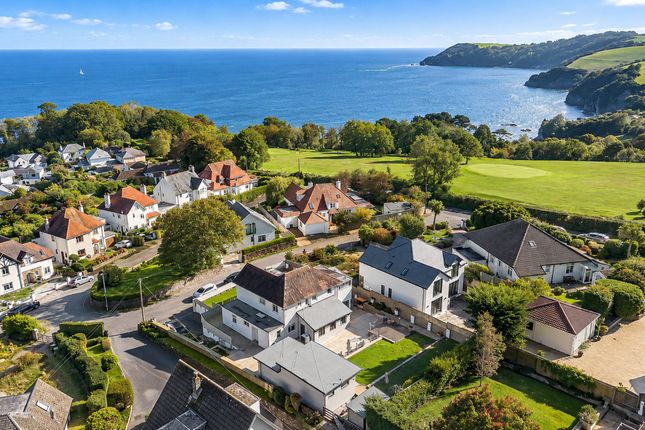 The Retreat, Porthpean Beach Road, St. Austell photo 2