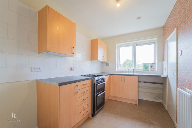 106, Meadow View, Rochdale photo 4