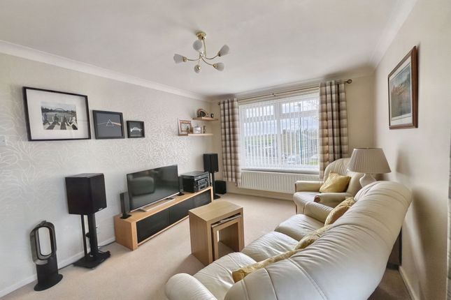 12 Carlton House, Glebe Road, Bedlington photo 2