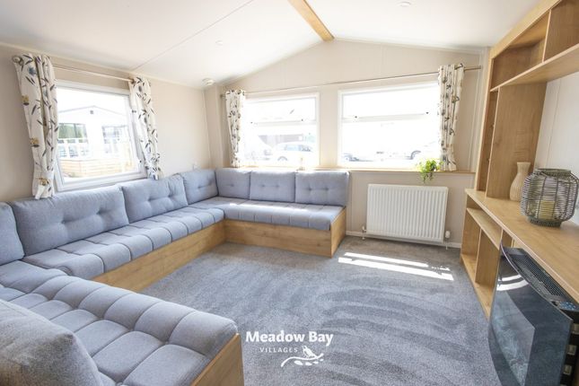 2021 Willerby Kelston 36x12 2 Bed Wh1166 003 Large 39.Jpg
