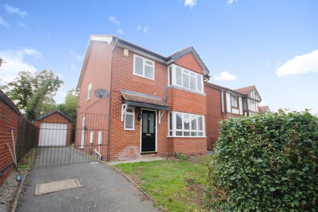 Thumbnail Detached house for sale in Neville Road, Western Park, Leicester