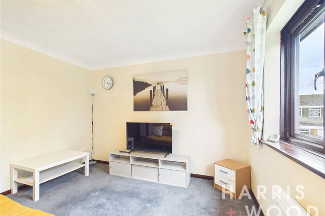 17, Millers Close, Colchester photo 2