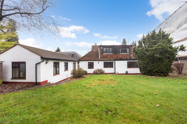 Thumbnail Detached house to rent in The Drive, Rickmansworth