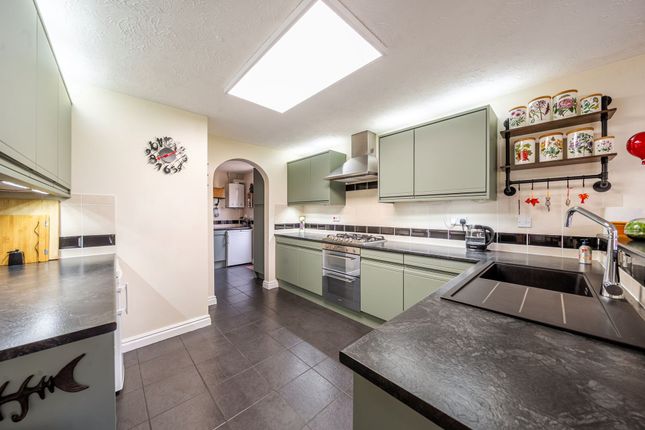 19 Gibbs Close, Pershore photo 4