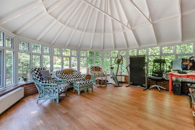 8652781-Interior09.Jpg