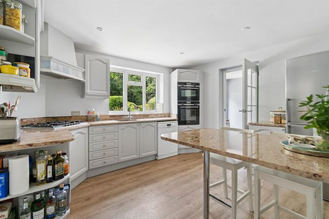 50, Rushington Avenue, Maidenhead photo 4