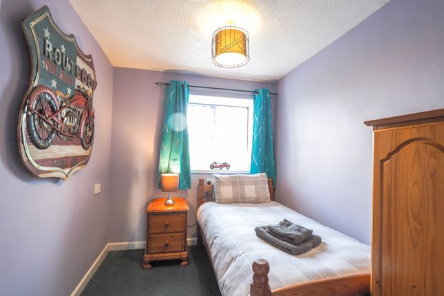 Maple Single Room