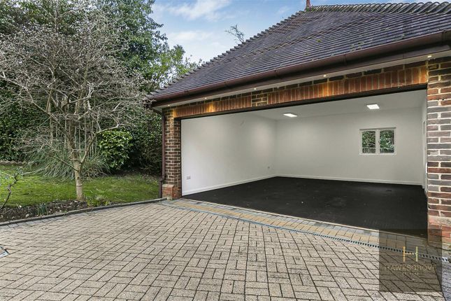 Detached house to rent in Pagitts Grove, Barnet