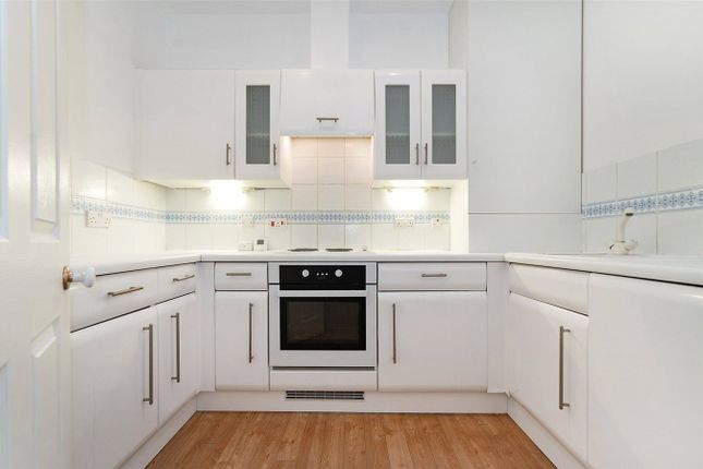 Apartment 11, William Square, London photo 4