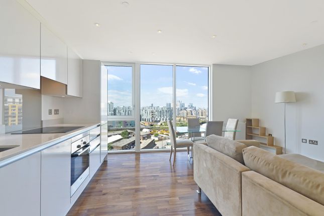 Flat to rent in Bellville House, Greenwich
