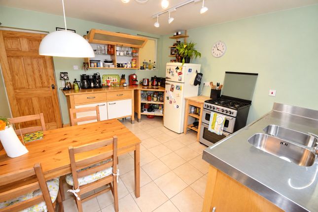 Black Diamond Street, Cheshire photo 2