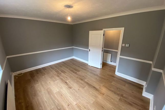 Thumbnail Flat to rent in Canons Court, Stonegrove, Edgware