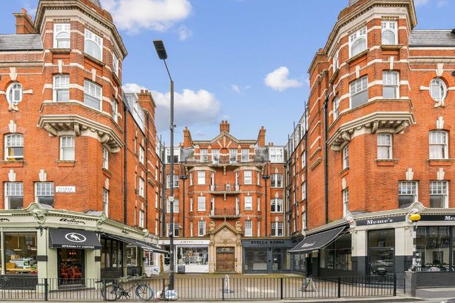 Thumbnail Flat for sale in Fulham Road, London